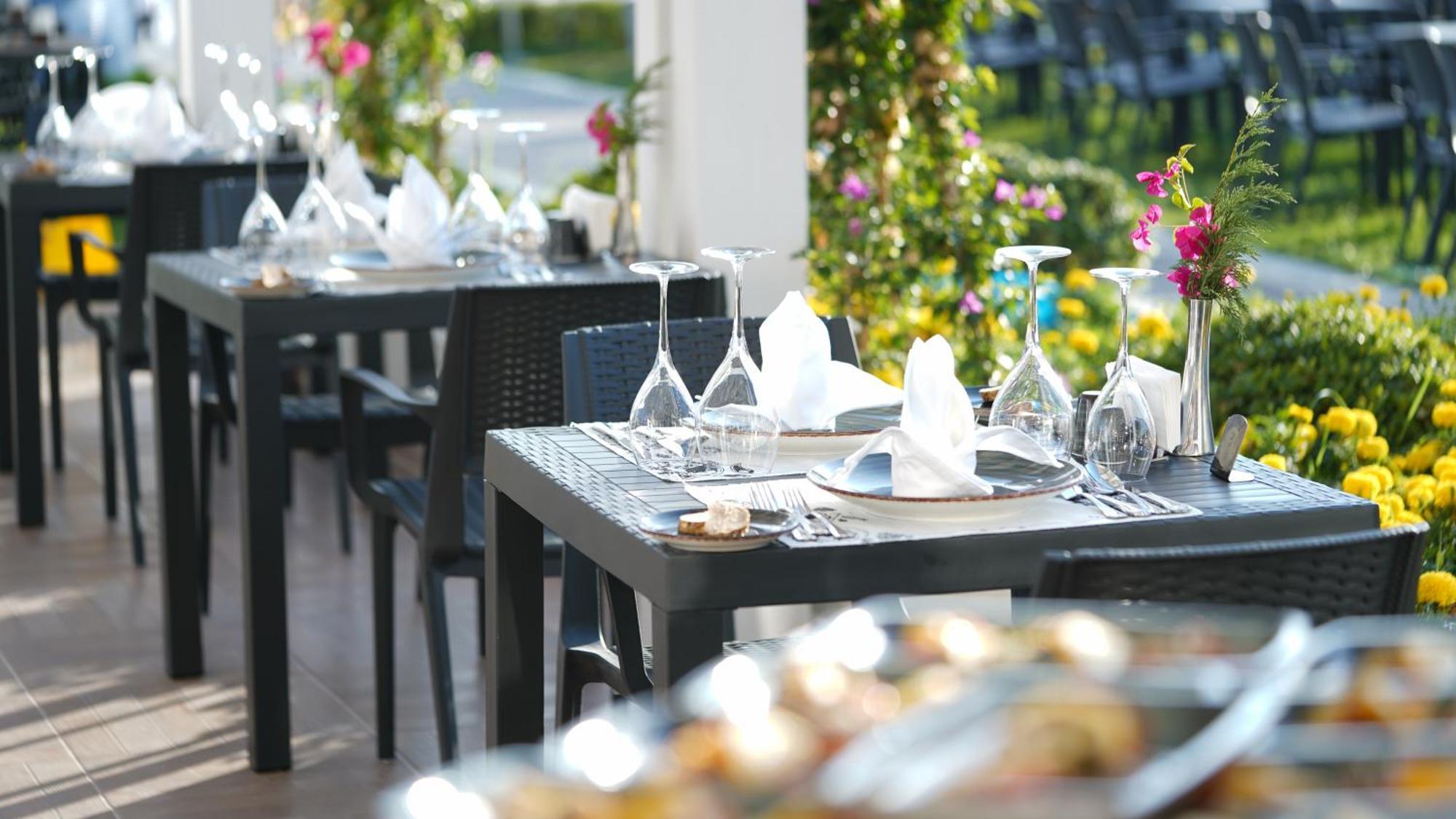 The Raga Side Ultra All Inclusive (Adults Only) ภายนอก รูปภาพ